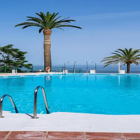 In Near Bajondillo Торремолінос