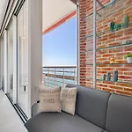 Apartment In Near Bajondillo