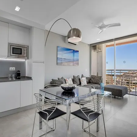 Apartment In Near Bajondillo