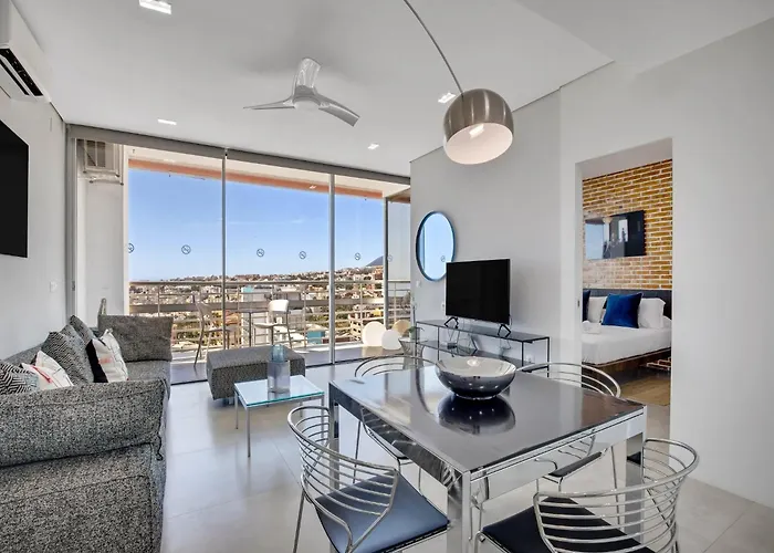 Lägenhet In Near Bajondillo *