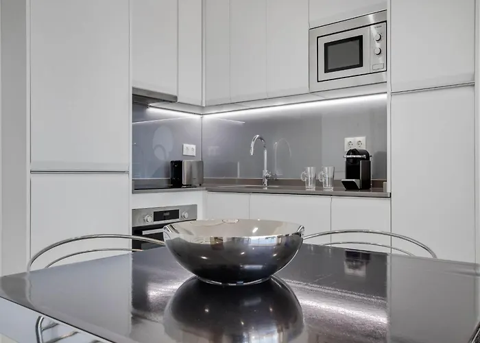 In Near Bajondillo *